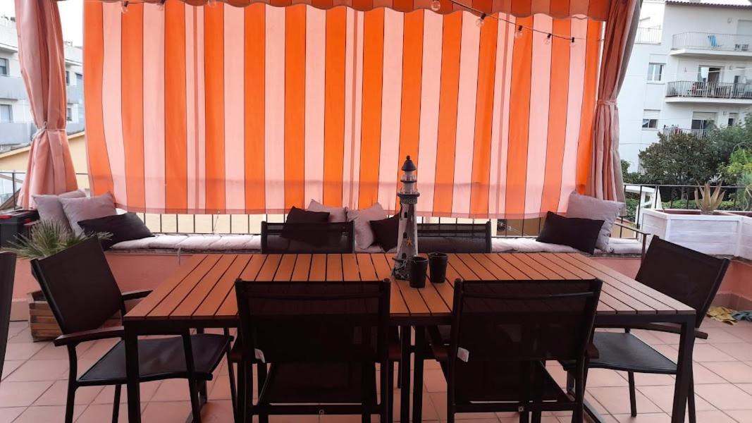 プラヤ・デアロTerrassa-Solarium Centreアパートメント エクステリア 写真